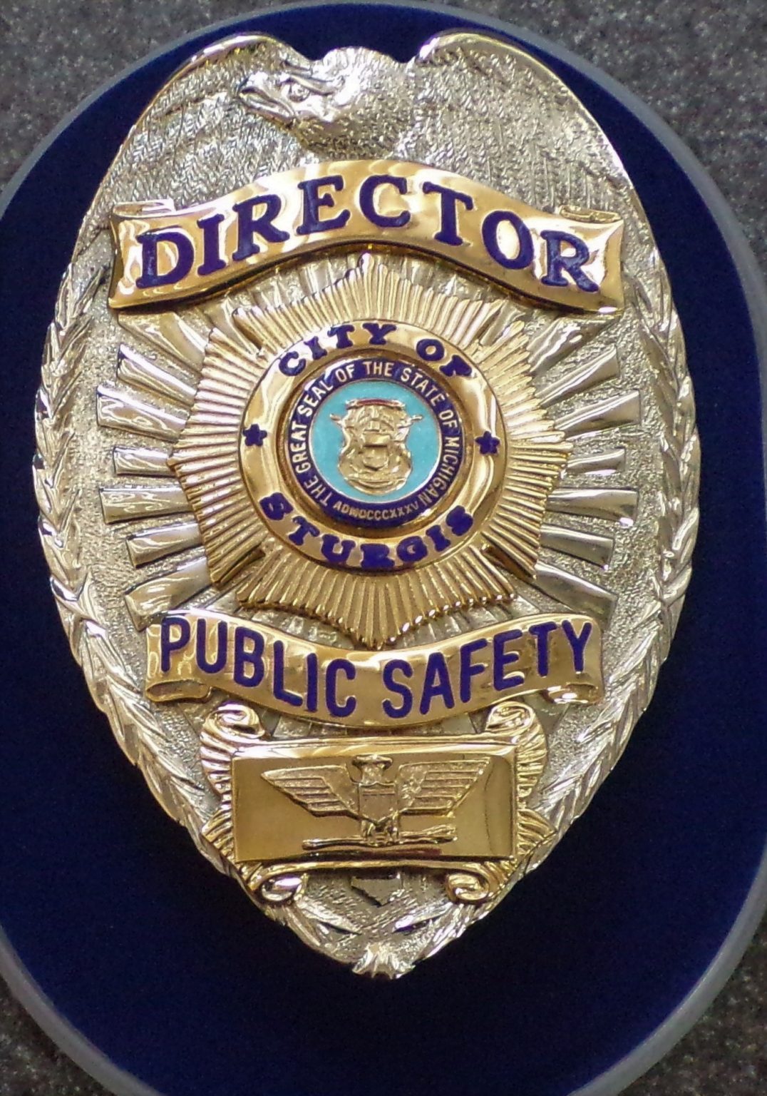 STURGIS POLICE DEPARTMENT ER Badge